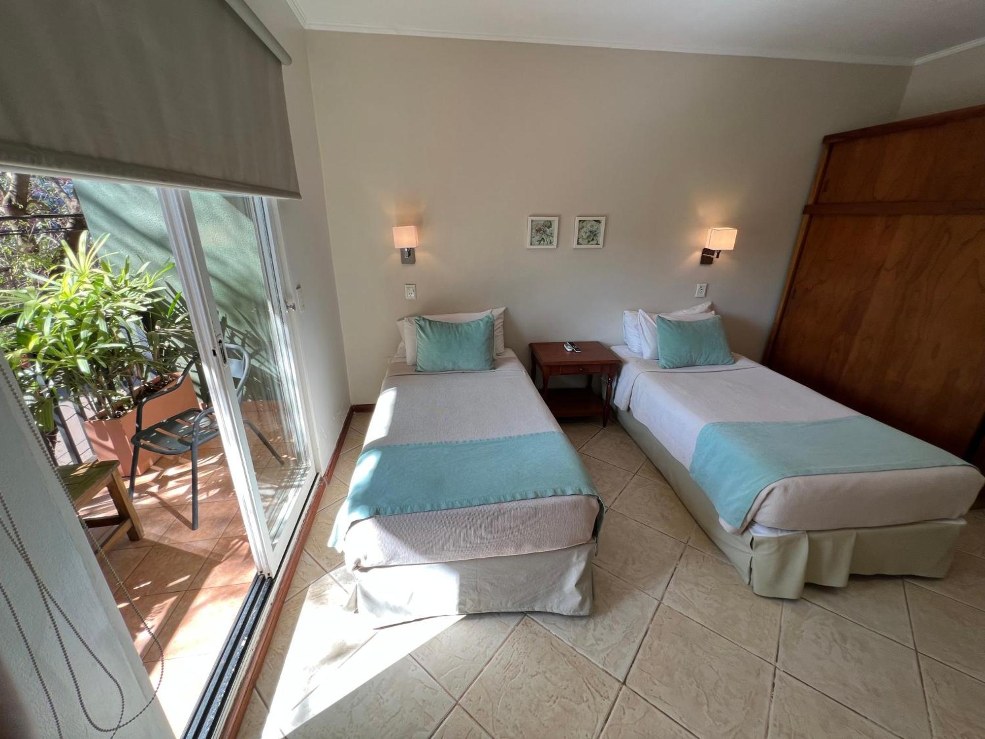 Flora Apartments Puerto Iguazú Dış mekan fotoğraf